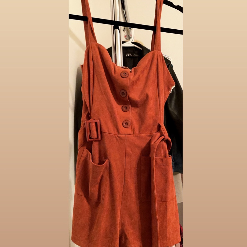 Forever21 70’s style rust-colored romper